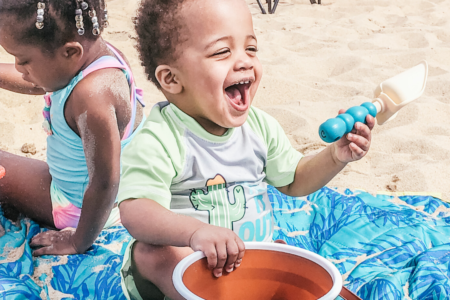 Tips for taking your baby to the beach - Tiffanydoesitall.com