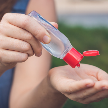 Homemade Hand Sanitizer - tiffanydoesitall.com