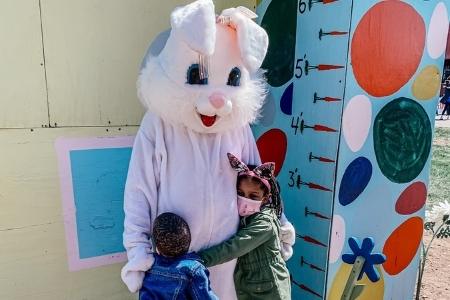 Annalise and Deuce in 2020 at Milburn Orchards with the Easter bunny.