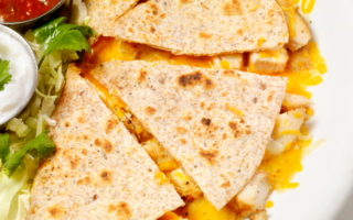 BBQ Chicken Quesadilla's are an easy dinner idea that is perfect for weeknights