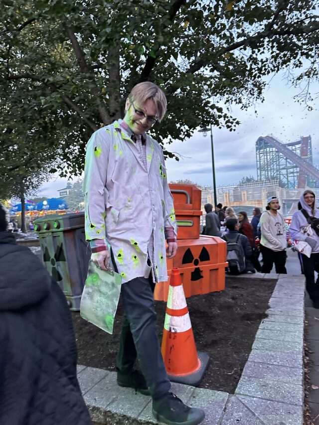 A zombie at Hersheypark's Dark Nights.